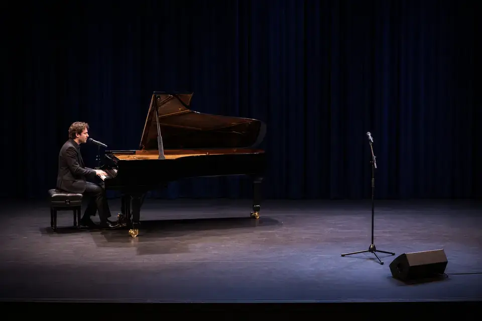 Solo Piano Vocalist Stage Plot Template for Live Gigs live stage setup preview
